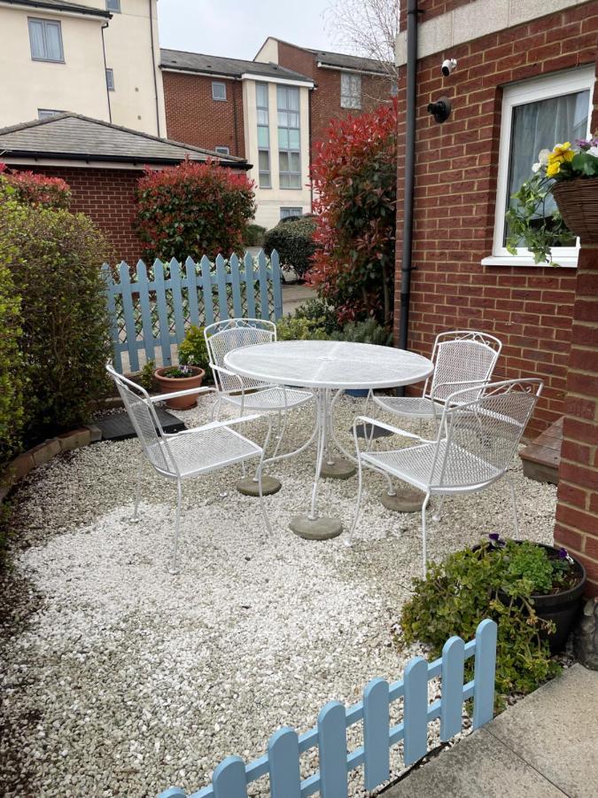 Tisi Choice Bed & Breakfast Northfleet Eksteriør bilde